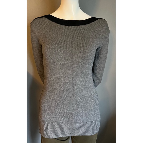 PattyBoutik : grey & black colorblock boatneck sweater - Picture 4 of 15